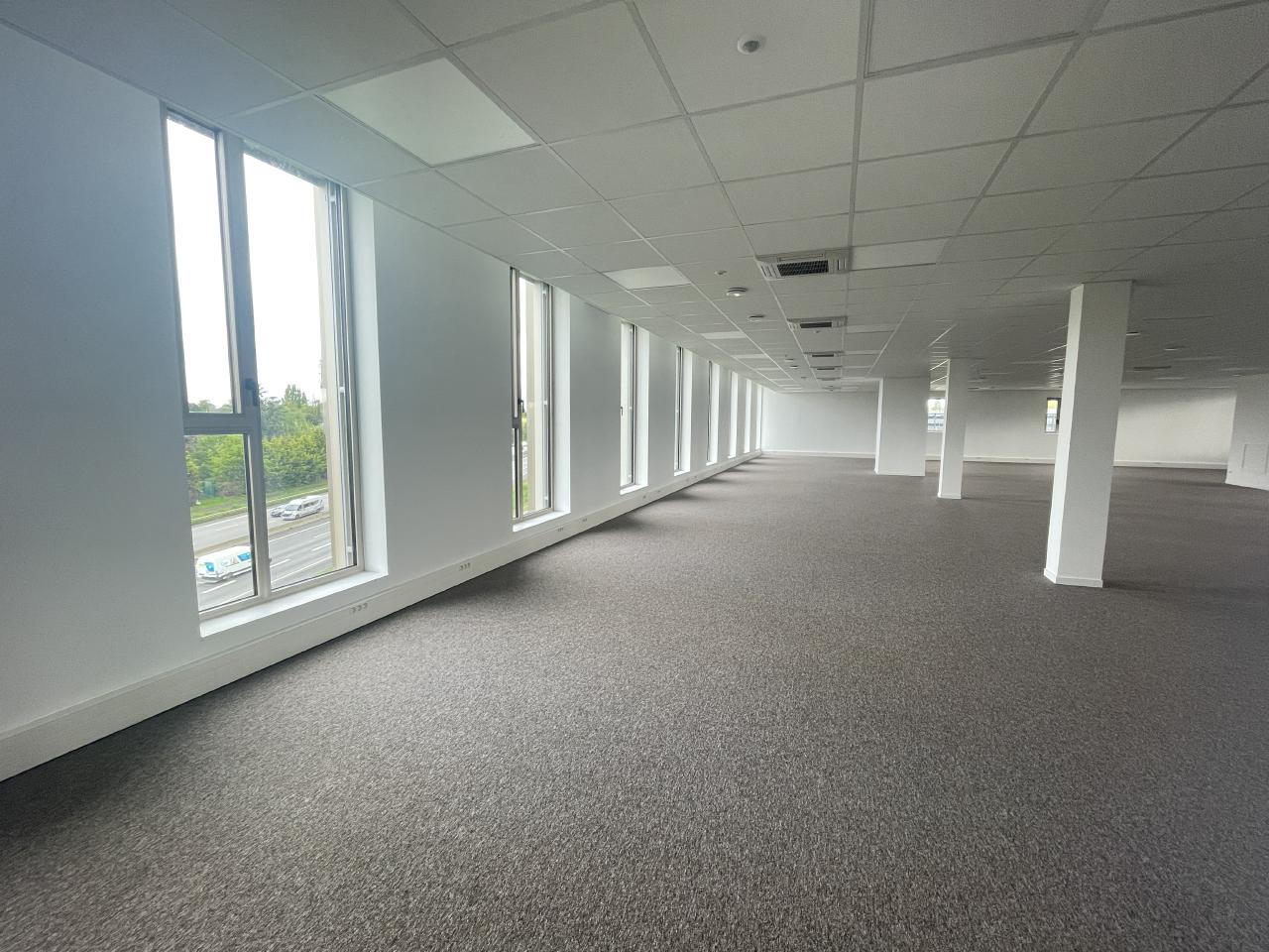 Bureau Rennes 406m² Location bureau Rennes Ille-et-Vilaine OLBUR2311211 1